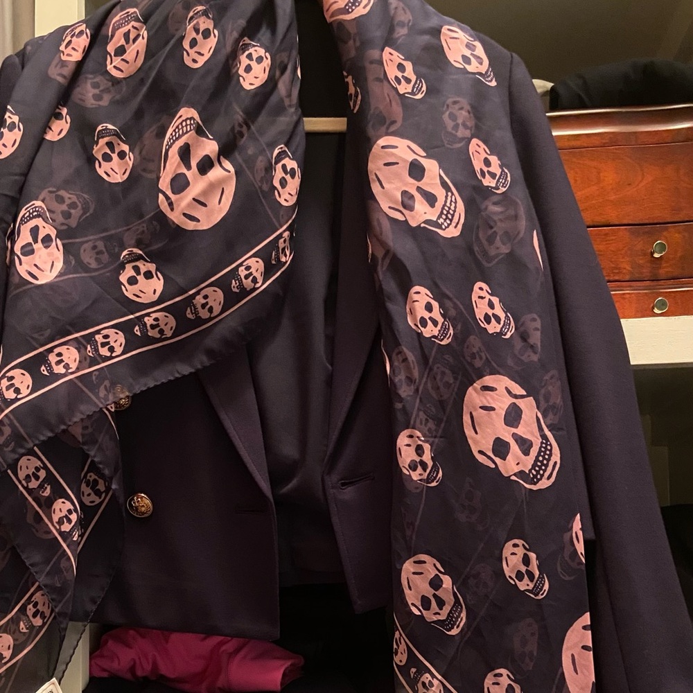 Alexander McQueen scarf